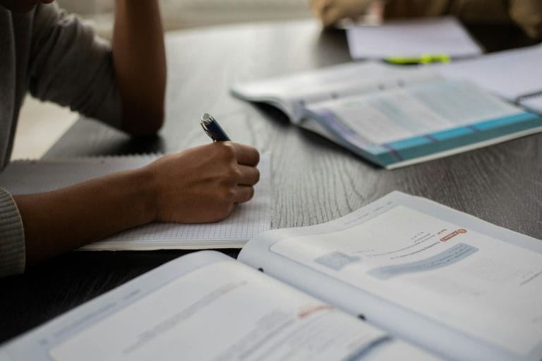 Một cục kẹo đường ngọt ngào 2 học là vì muốn học